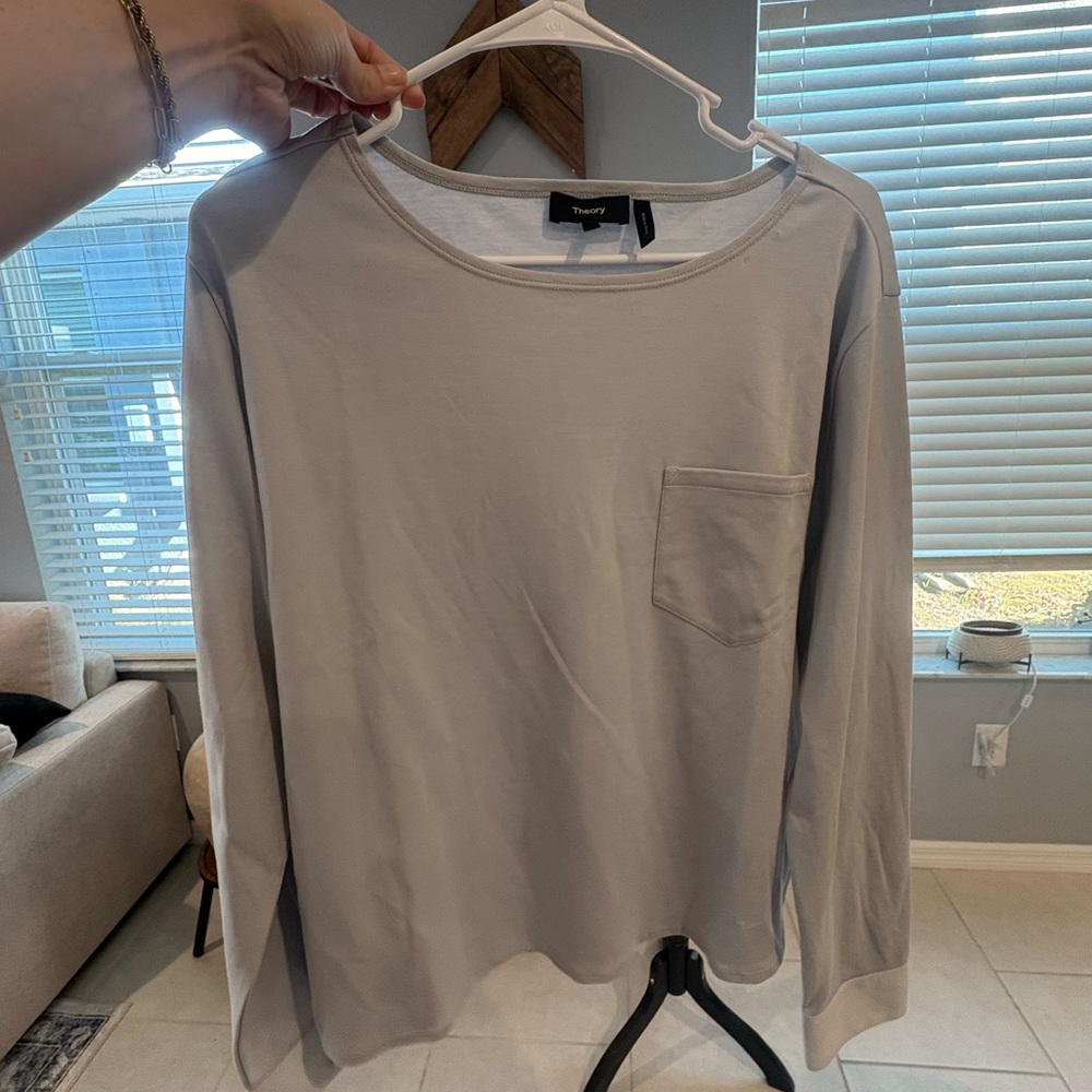 Theory Women’s basic long sleeve